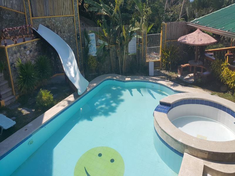 Palangan Bayview Beach Resort Puerto Galera Luaran gambar